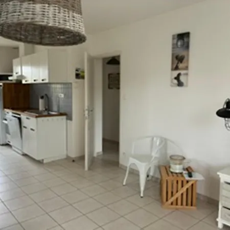 Maison A La Guarinia¨re - 4 Pers. - Fr-1-823-176 * La Guérinière